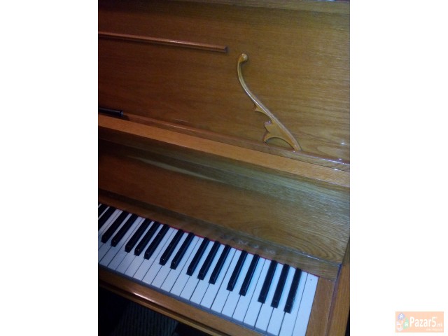 Itno Prodavam Pijanino