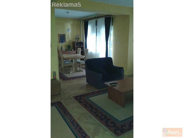 Se Izdava Dvosoben Namesten Stan Kaj Zeleznicka