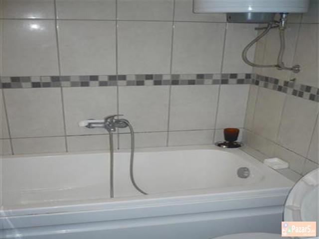 СЕ ИЗДАВА ДВОСОБЕН СТАН ВО ЦЕНТАР