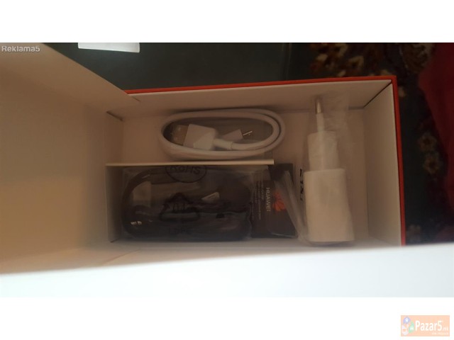 Prodavam Potpolno Nov Huawei Y 5 Ii 2 God Garancij