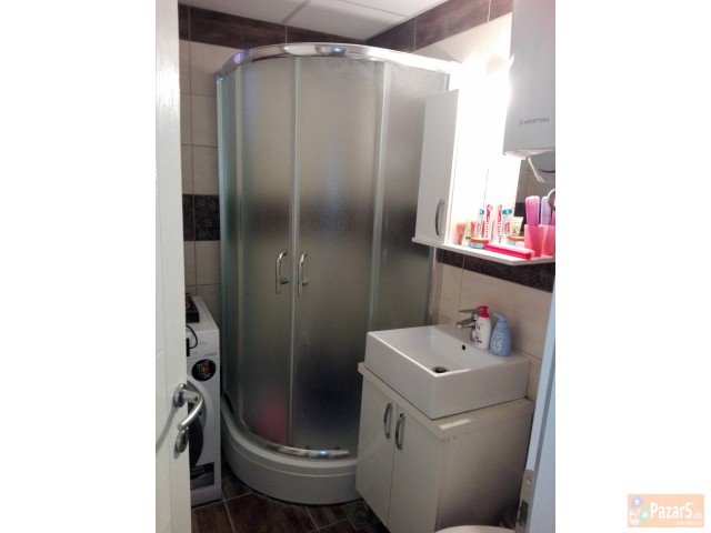 Kompletno Renoviran Stan Vo Hrom