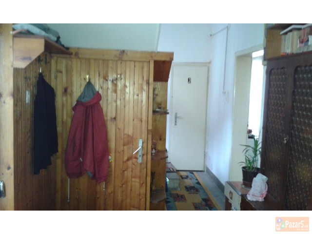 Се продава куќа 110м2 во Кисела Вода