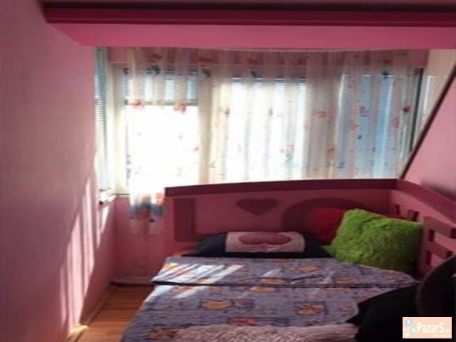 СЕ ИЗДАВА ТРОСОБЕН СТАН ВО НОВО ЛИСИЧЕ