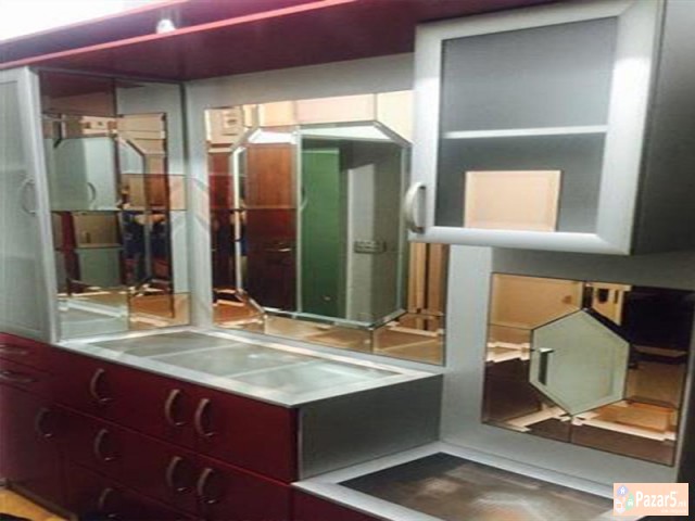 СЕ ИЗДАВА ТРОСОБЕН СТАН ВО НОВО ЛИСИЧЕ