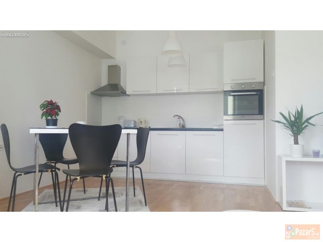 Se Izdava Dvosoben Stan Vo Karpos 3