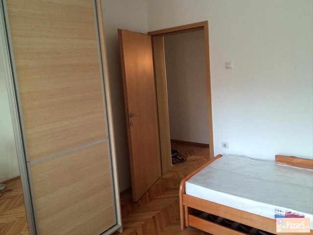 Se Izdava Dvosoben Stan Vo Karpos 1