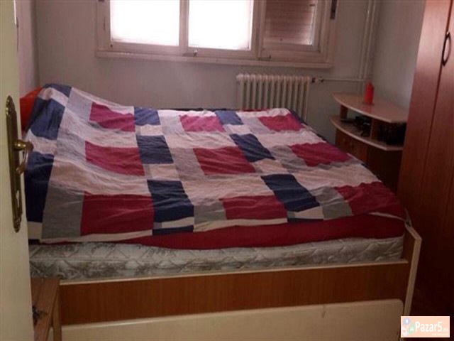 Se Izdava Dvosoben Stan Vo Centar