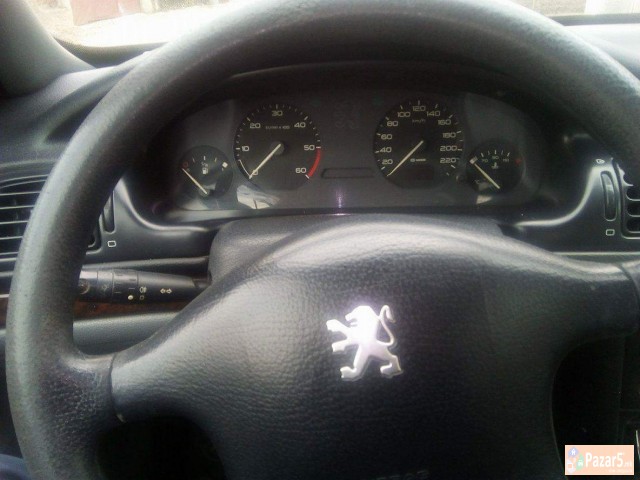 итно се продава Пежо 1.9