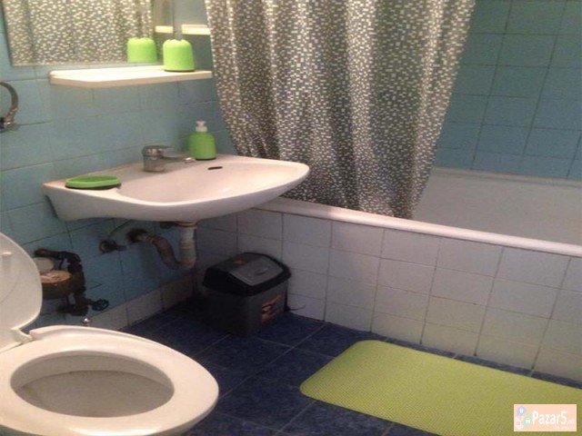 СЕ ИЗДАВА ТРОСОБЕН СТАН ВО АЕРОДРОМ