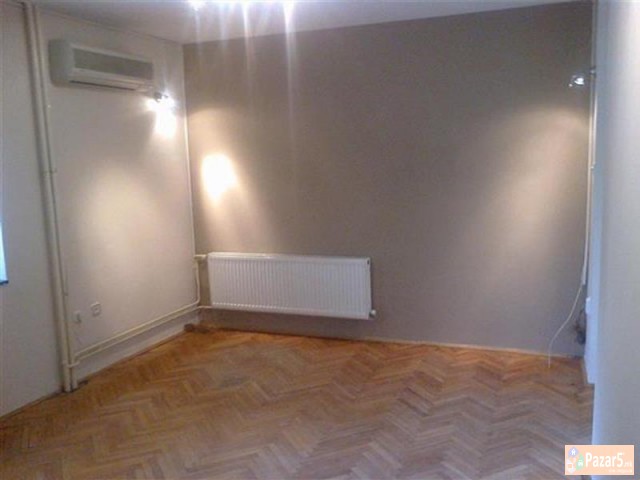 СЕ ИЗДАВА ПРАЗЕН СТАН ЗА КАНЦЕЛАРИЈА ВО ДЕБАР МААЛ