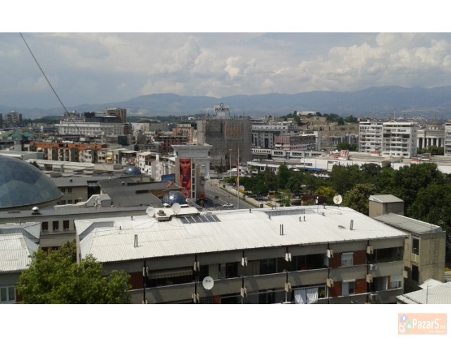 Се продава стан 83,5м2 во Центар