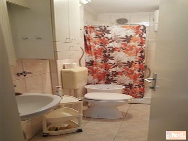 СЕ ИЗДАВА ДВОСОБЕН СТАН ВО КАРПОШ 1