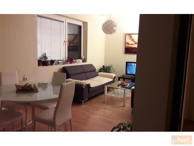 Се продава комплетно реновиран двособен стан во Ае