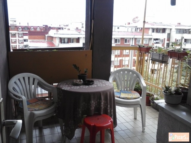 Итно продавам стан во Аеродром