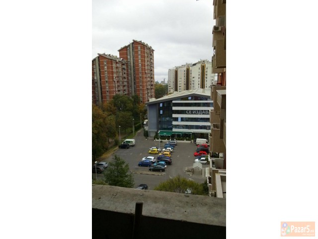 Garsonjera Na Prekrasna Lokacija