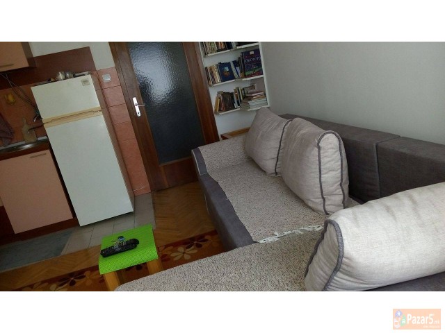 Garsonjera Na Prekrasna Lokacija