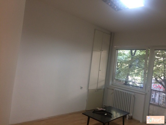 СЕ ИЗДАВА ПРАЗЕН СТАН ЗА КАНЦЕЛАРИИ ВО ДЕБАР МААЛО