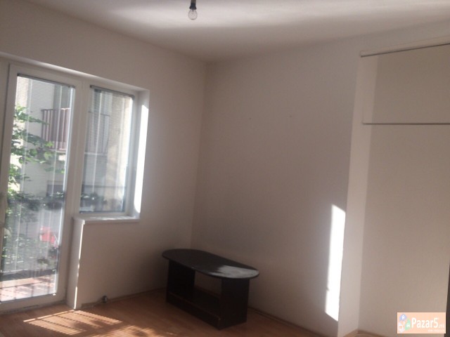 СЕ ИЗДАВА ПРАЗЕН СТАН ЗА КАНЦЕЛАРИИ ВО ДЕБАР МААЛО