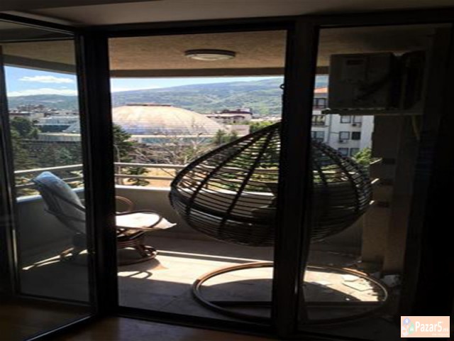 Se Iznajmuva Trosoben Prazen Stan Vo Debar Maalo