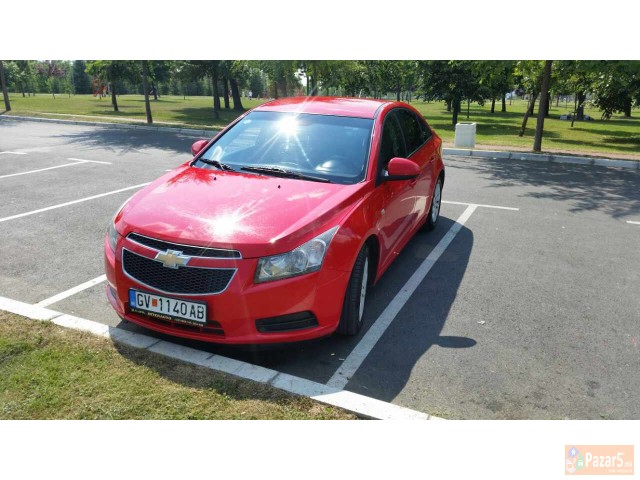 Chevrolet Cruze 16-plin-benzin Extra Sostojba