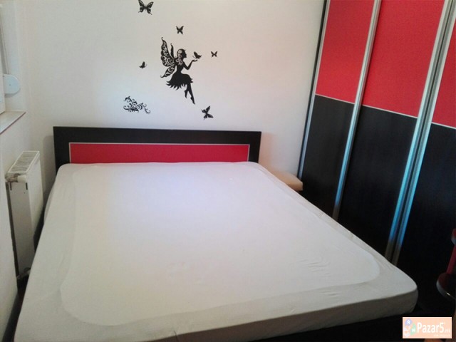 СЕ ИЗДАВА НОВ ДВОСОБЕН СТАН КАЈ НОВА ЖЕЛЕЗНИЧКА