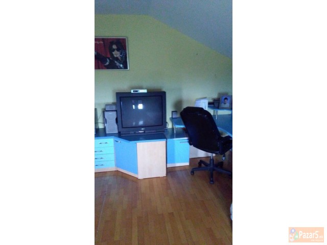 Plac So Kuka Vo Gorno Sonje - Kostan