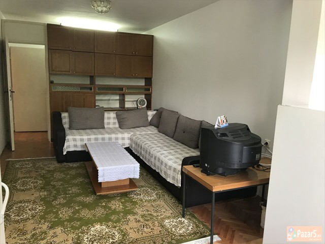 СЕ ИЗДАВА ТРОСОБЕН СТАН ВО КАРПОШ 3