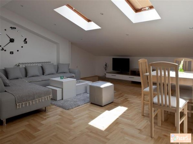 Se Iznajmnuva Dvosoben Stan Vo Centar