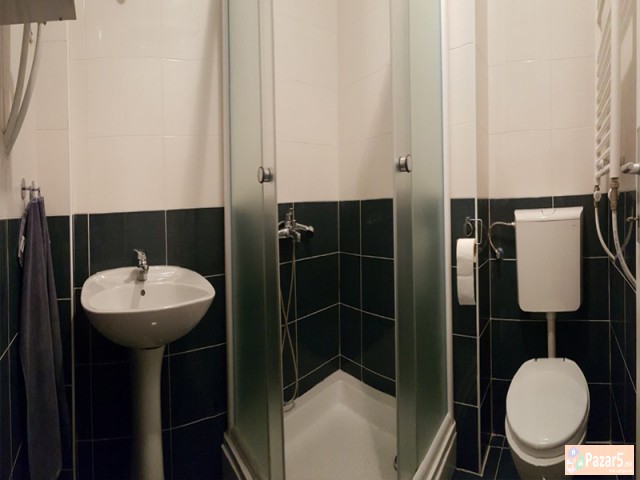 СЕ ИЗДАВА/ПРОДАВА ЛУК ГАРСОЊЕРА ВО КИСЕЛА ВОДА