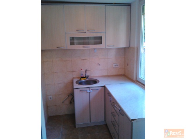 Се издава стан во Карпош 3