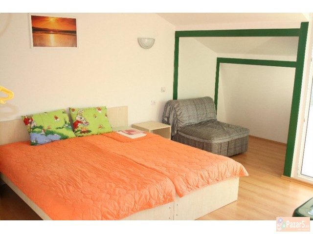 СОБИ СО ПОСЕБНИ КУПАТИЛА