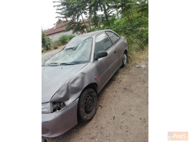 Hyundai Accent 1.3 Ls 96 G Za Delovi