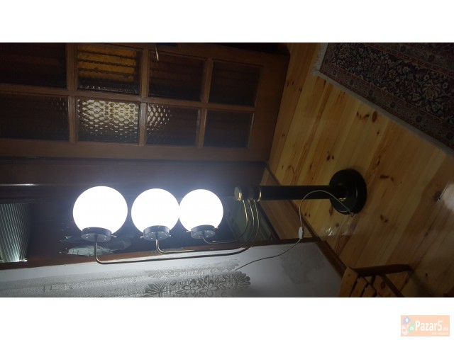 Prodavam Stolna Lamba