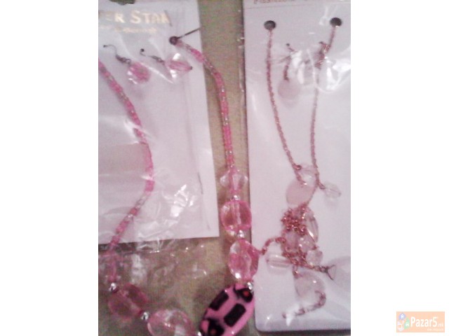 Prodavam Bizuterija Od Zatvoren Butik