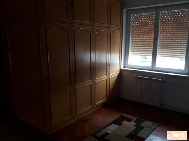 СЕ ИЗДАВА ДВОСОБЕН СТАН ВО ЦЕНТАР