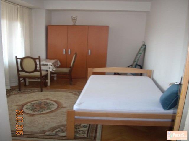 СЕ ИЗДАВА ТРОСОБЕН СТАН КАЈ СКОПЈАНКА