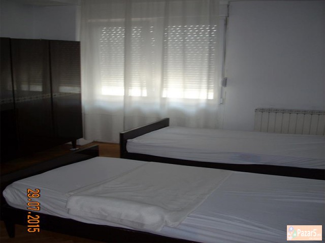 СЕ ИЗДАВА ТРОСОБЕН СТАН КАЈ СКОПЈАНКА