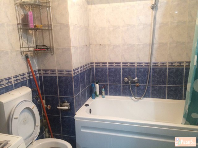 СЕ ИЗДАВА ТРОСОБЕН СТАН ВО ДЕБАР МААЛО