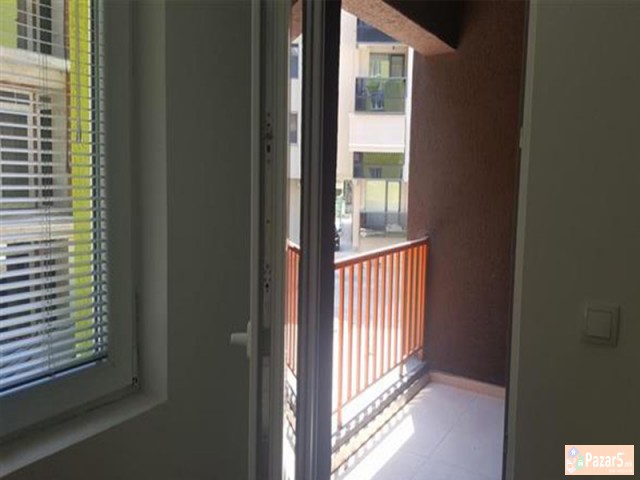 СЕ ИЗДАВА НОВ ДВОСОБЕН СТАН ВО ЦЕНТАР