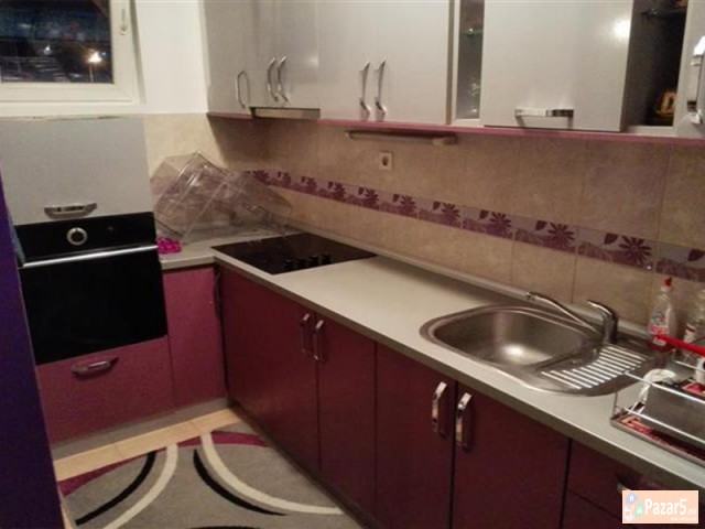 СЕ ИЗДАВА ДВОСОБЕН СТАН ВО НОВО ЛИСИЧЕ