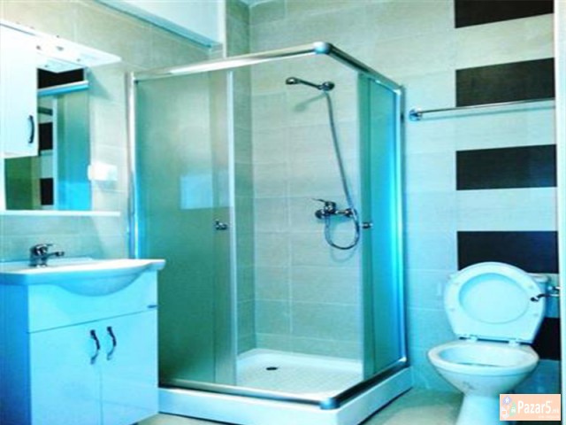 СЕ ИЗДАВА ТРОСОБЕН СТАН ВО ДЕБАР МААЛО