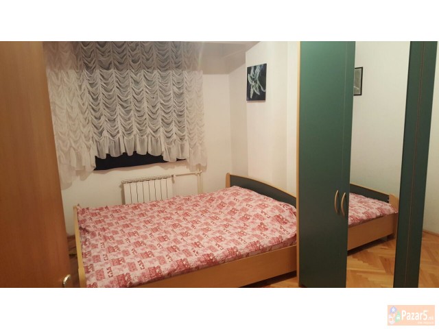 Izdavam Stan Na Stara Rampa