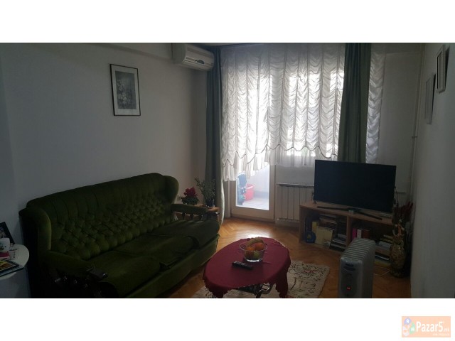 Izdavam Stan Na Stara Rampa