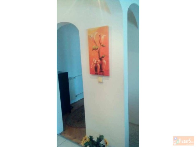 Се изнајмува двособен стан во Капиштец