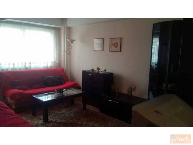 Се изнајмува двособен стан во Капиштец