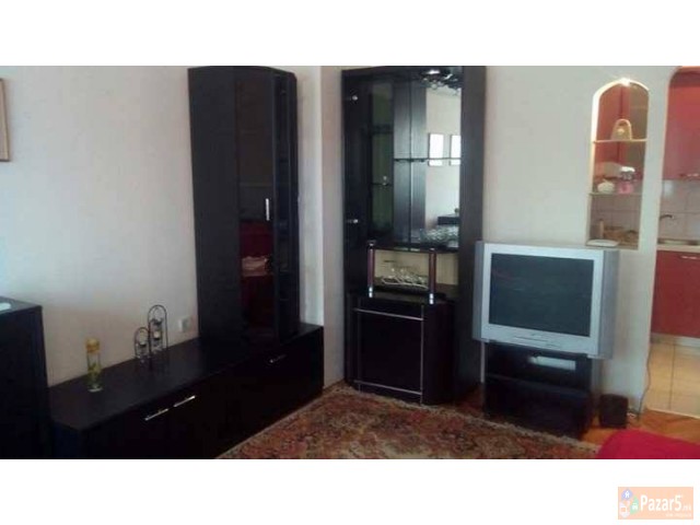 Се изнајмува двособен стан во Капиштец