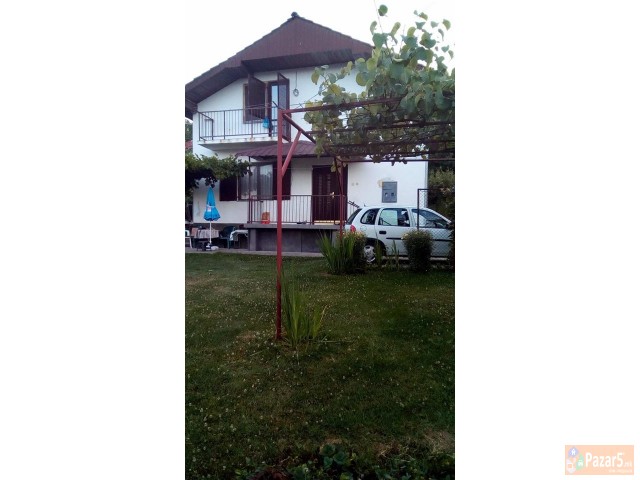 Куќа во с.Зубовце