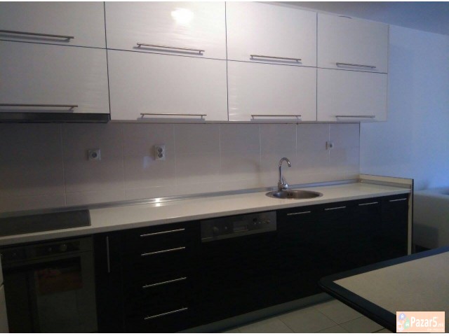 Се продава стан од 61m2 во Расадник!