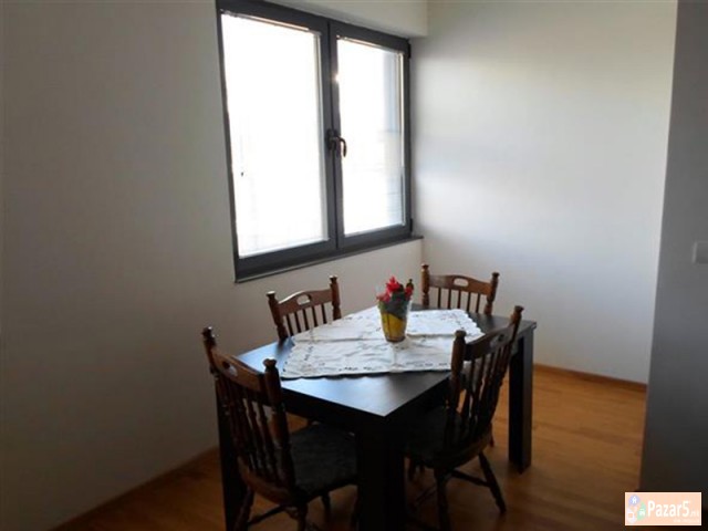 СЕ ИЗДАВА ДВОСОБЕН СТАН ВО ДЕБАР МААЛО