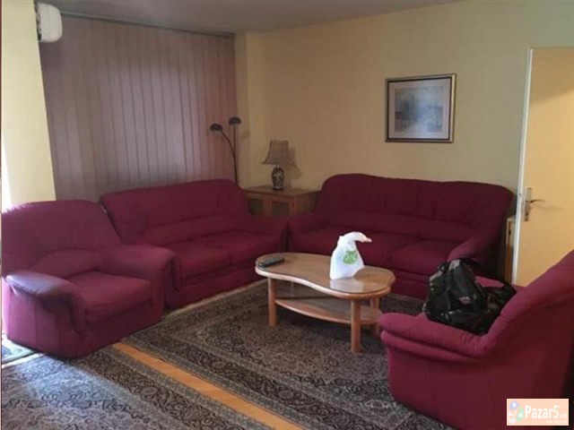 СЕ ИЗДАВА ТРОСОБЕН СТАН ВО АЕРОДРОМ